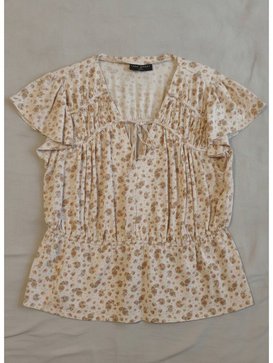 Lane Bryant Tops - Lane Bryant Floral Print Peplum Blouse Size 14/16